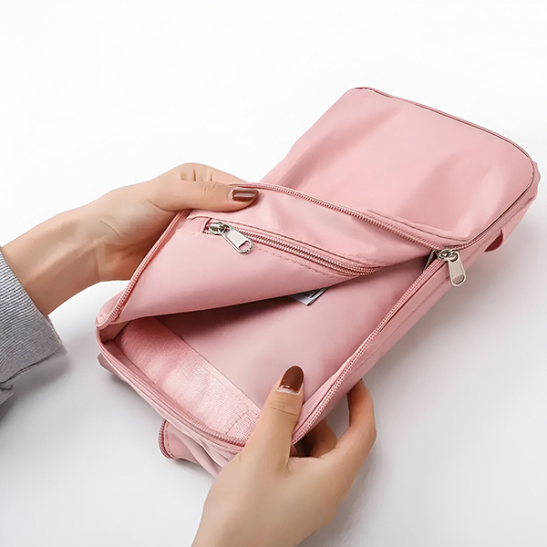 Џебови на склоплива патна торба BAGPLUS