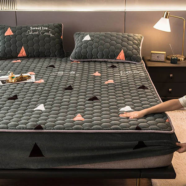 Антистатичка постелнина VELVETLUX